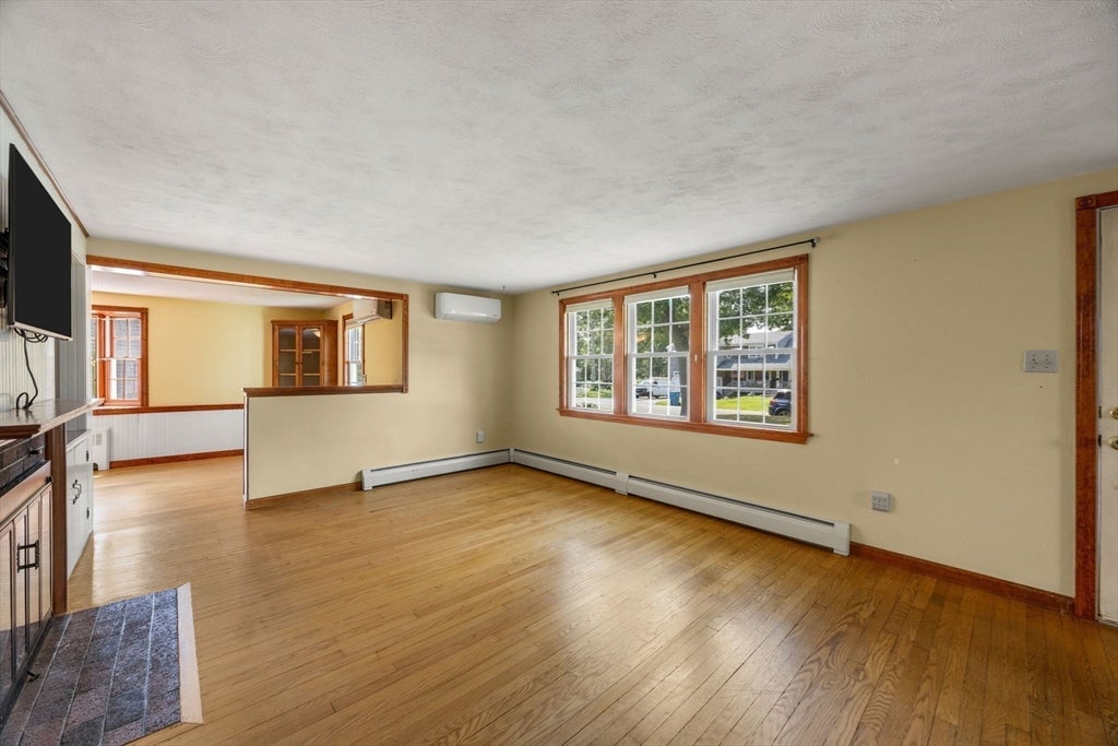 87 Vidal Ave, Falmouth, MA, 87 Vidal Ave, Falmouth, MA Photo #9