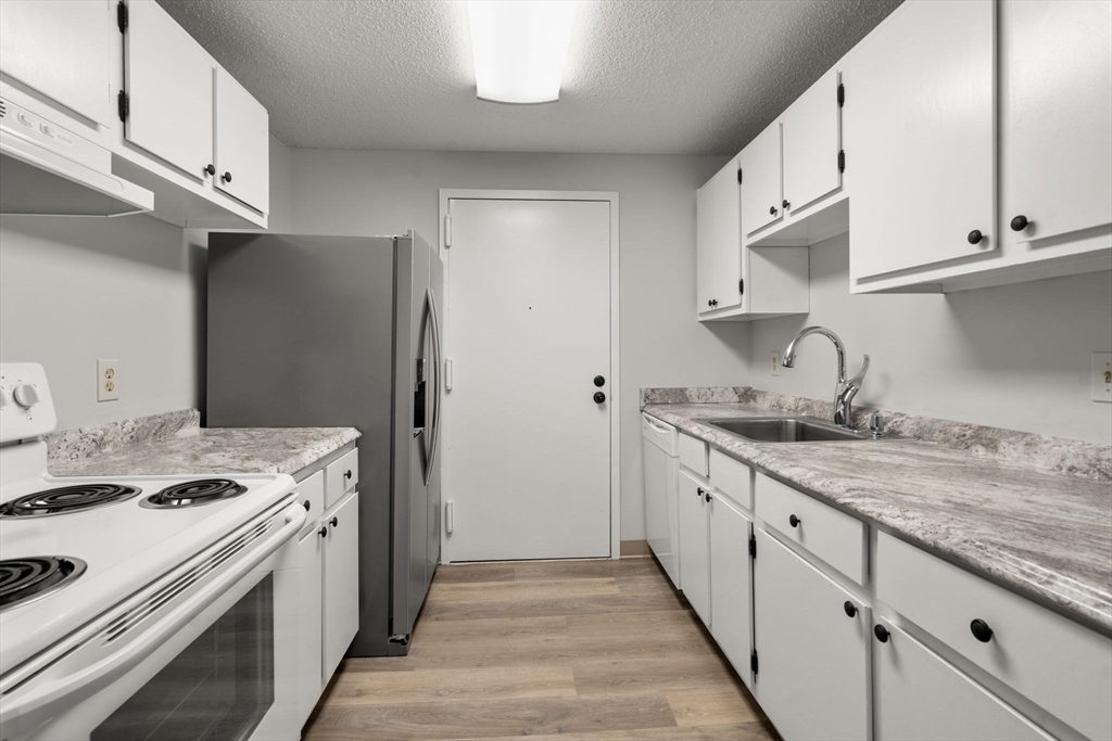 11 Silver Hill Ln 11