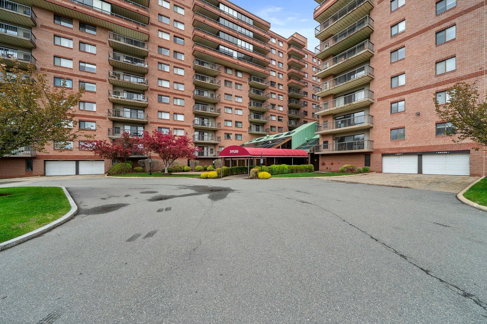 3920 Mystic Valley Pkwy #708, Medford, MA, 3920 Mystic Valley Pkwy #708, Medford, MA Photo #21
