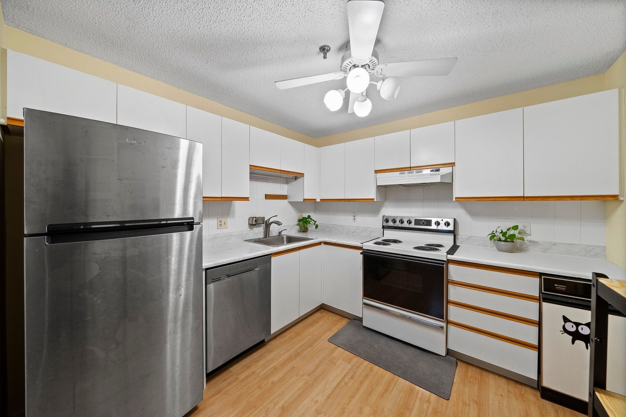 3920 Mystic Valley Pkwy #708, Medford, MA, 3920 Mystic Valley Pkwy #708, Medford, MA Photo #3