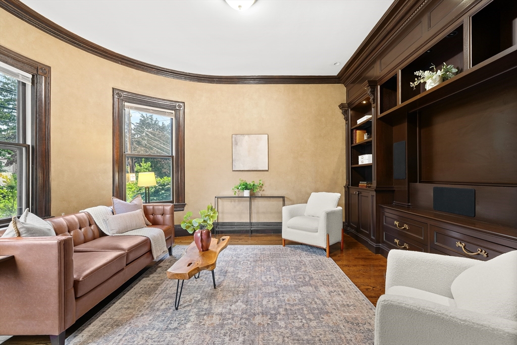 14 Wellington St 1