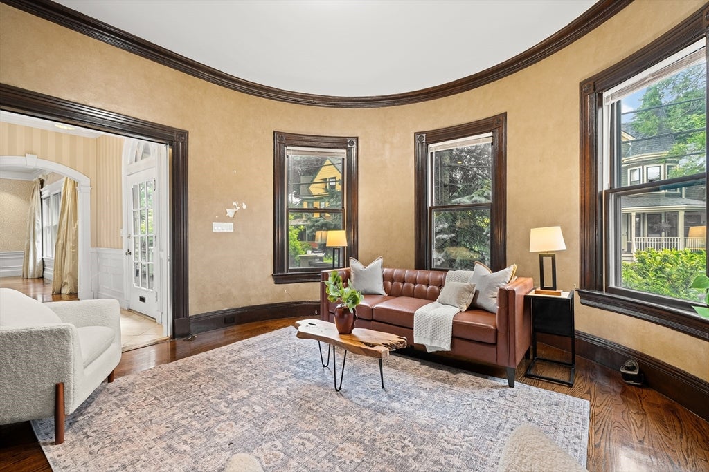 14 Wellington St 1