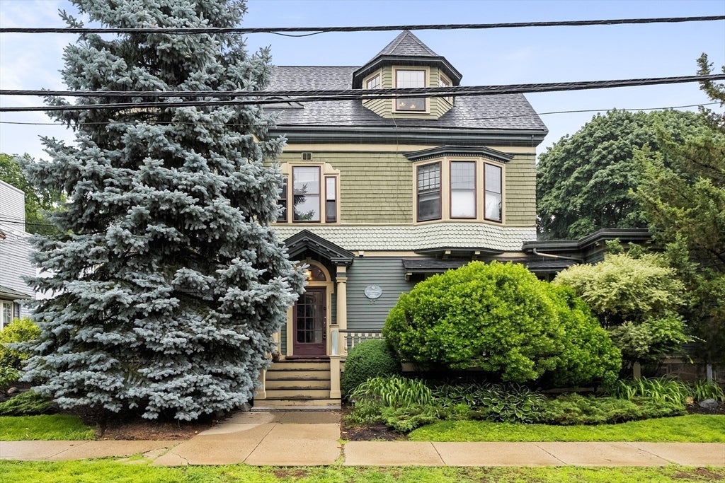 14 Wellington St 1