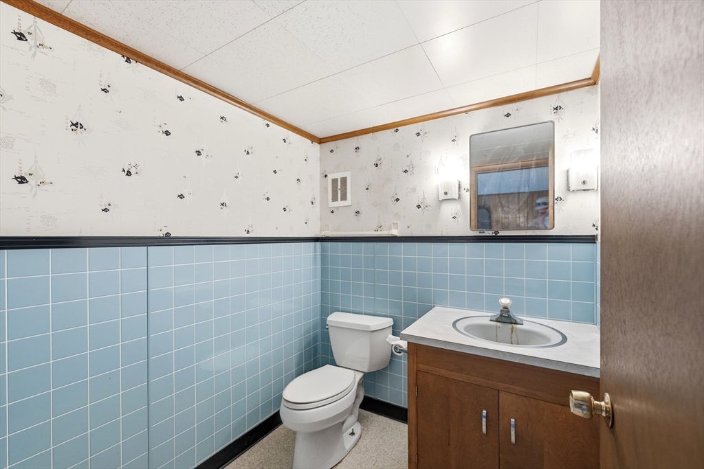 176 Sherburne Ave, Tyngsborough, MA, 176 Sherburne Ave, Tyngsborough, MA Photo #19