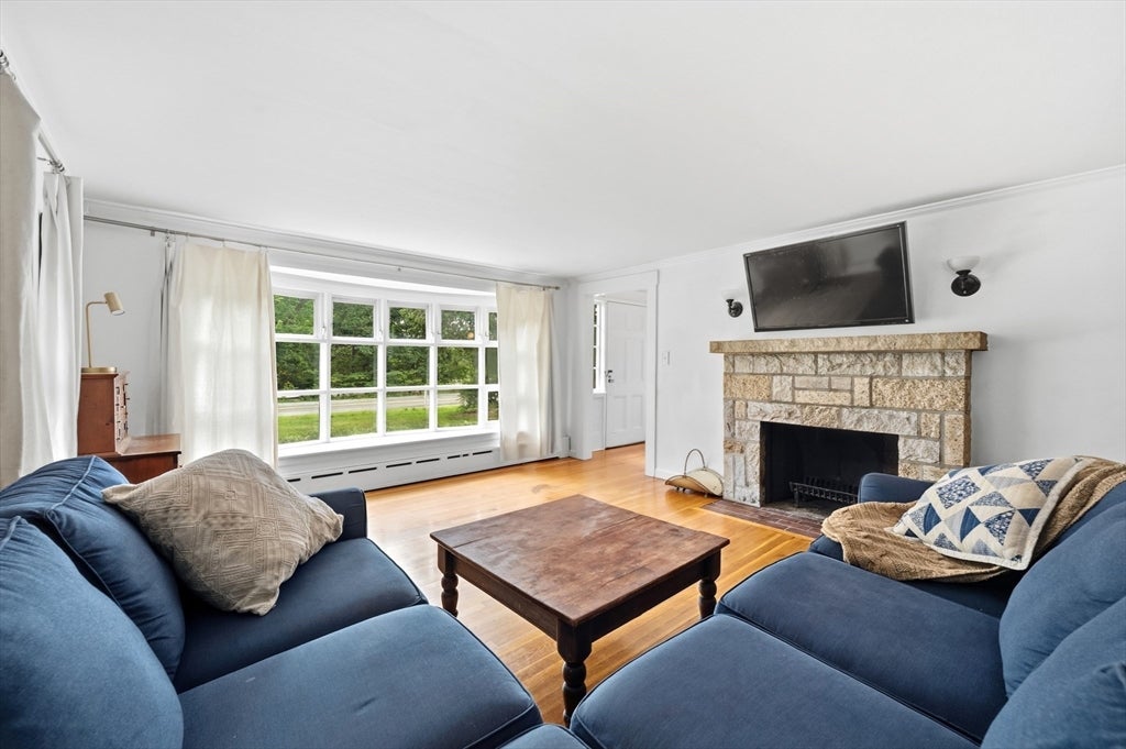 176 Sherburne Ave, Tyngsborough, MA, 176 Sherburne Ave, Tyngsborough, MA Photo #15