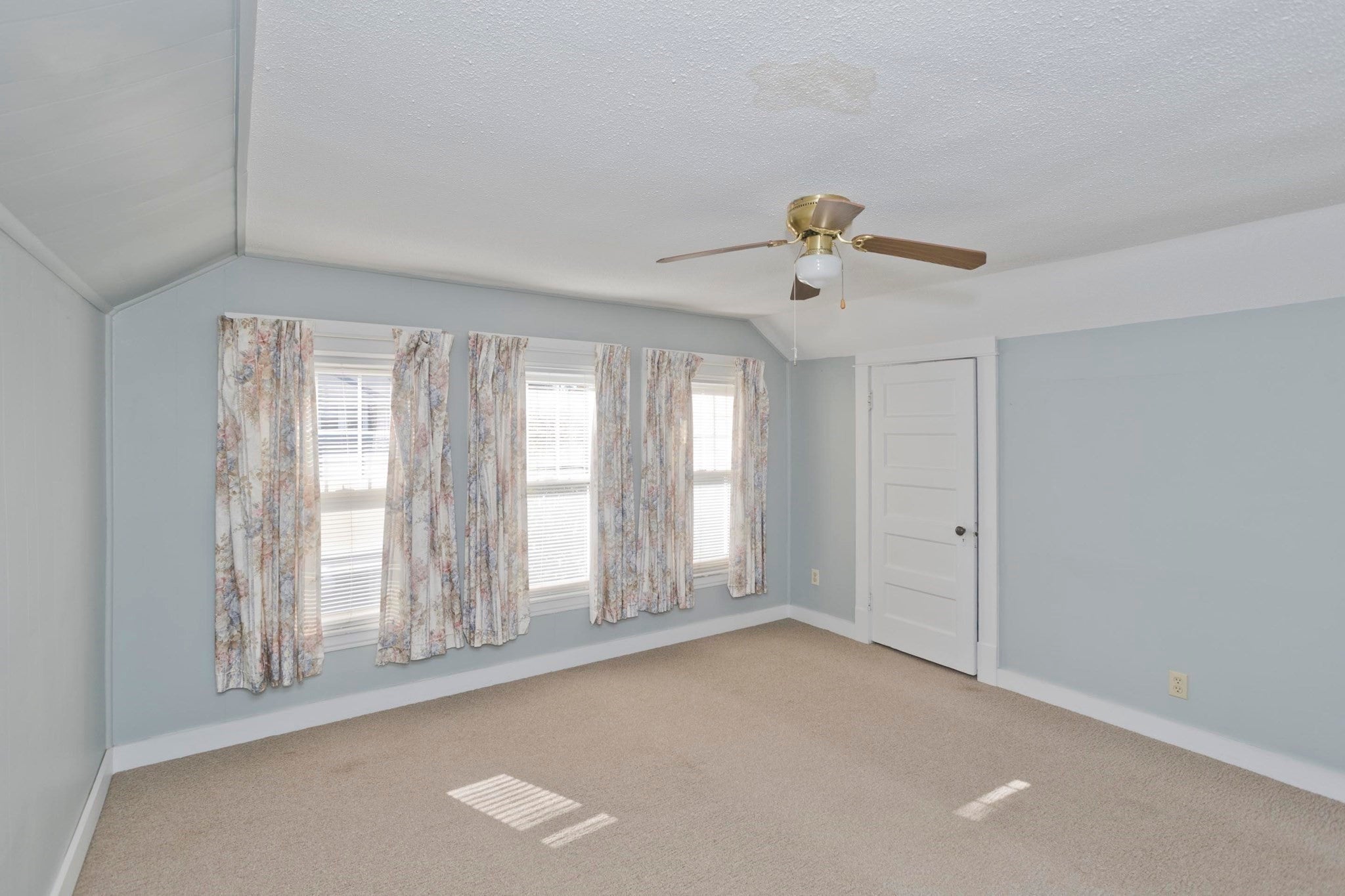 276 Tremont St, Springfield, MA, 276 Tremont St, Springfield, MA Photo #16