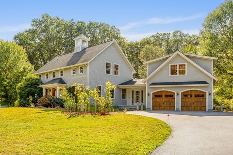 7 Amble Rd Chelmsford MA 01824