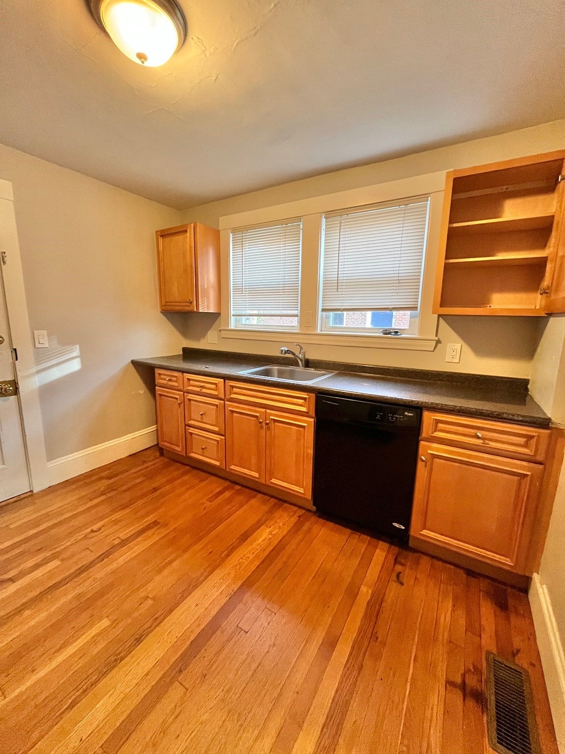 651 Washington ST #1, Boston, MA Photo #7