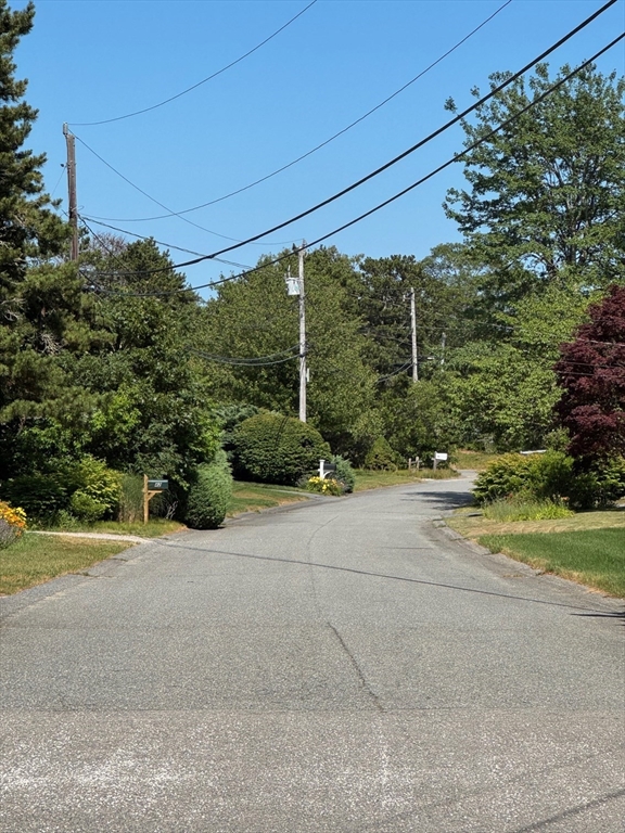 35 Sterling Rd
