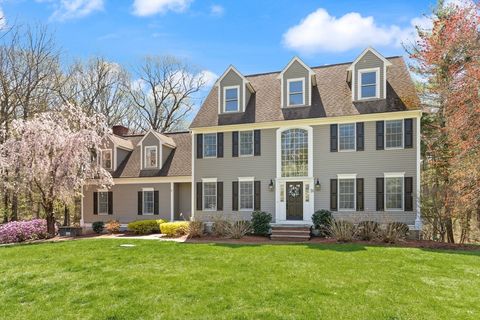 31 Riverside Terrace Easton MA 02356