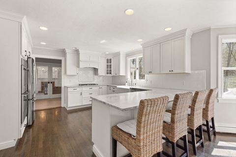 31 Riverside Terrace Easton MA 02356