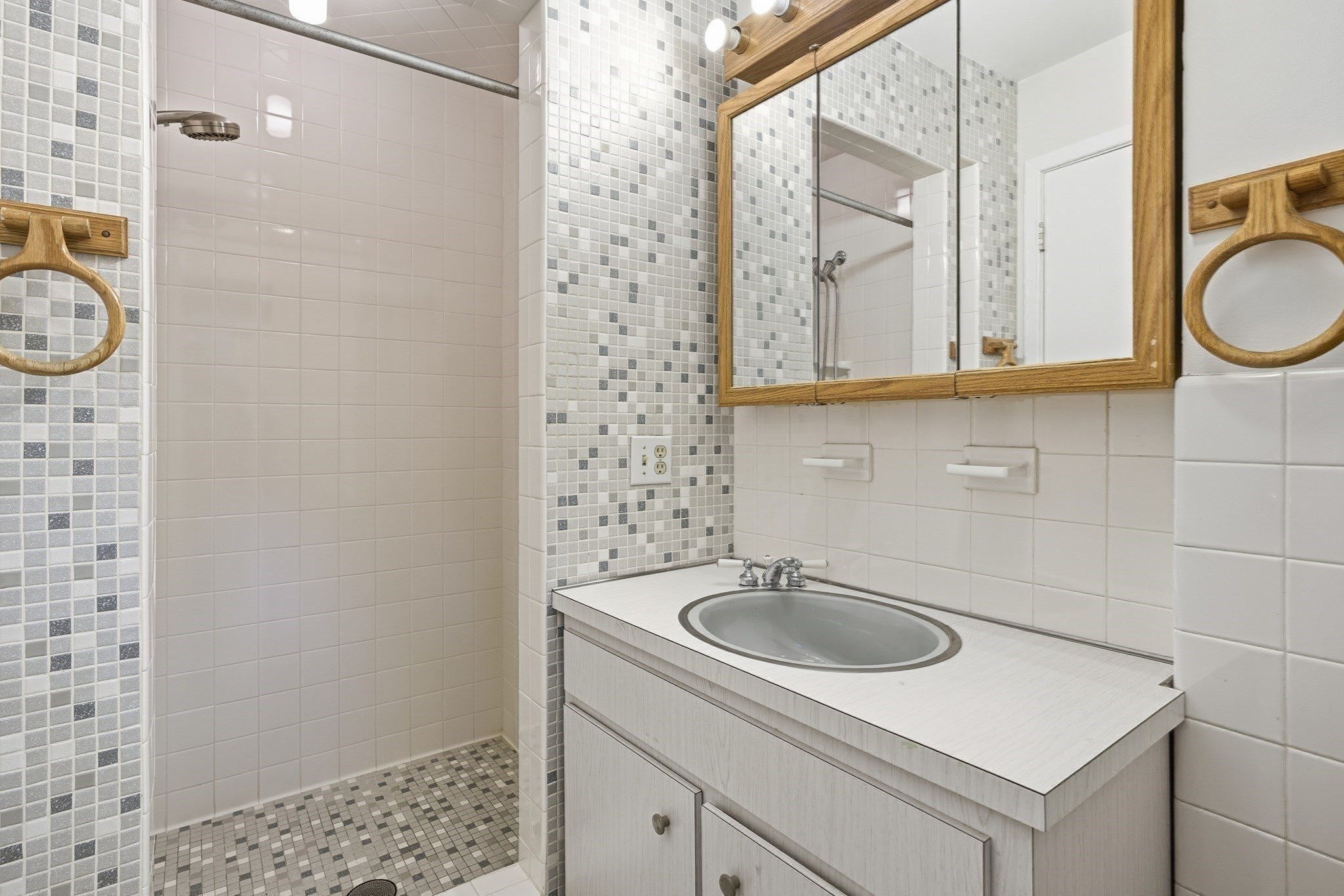 184 Rawson Road #184, Brookline, MA Photo #15