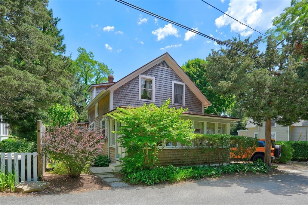 27 Laurel Avenue