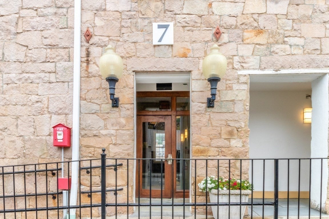 7 S Stone Mill Dr #403, Dedham, MA, 7 S Stone Mill Dr #403, Dedham, MA Photo #9