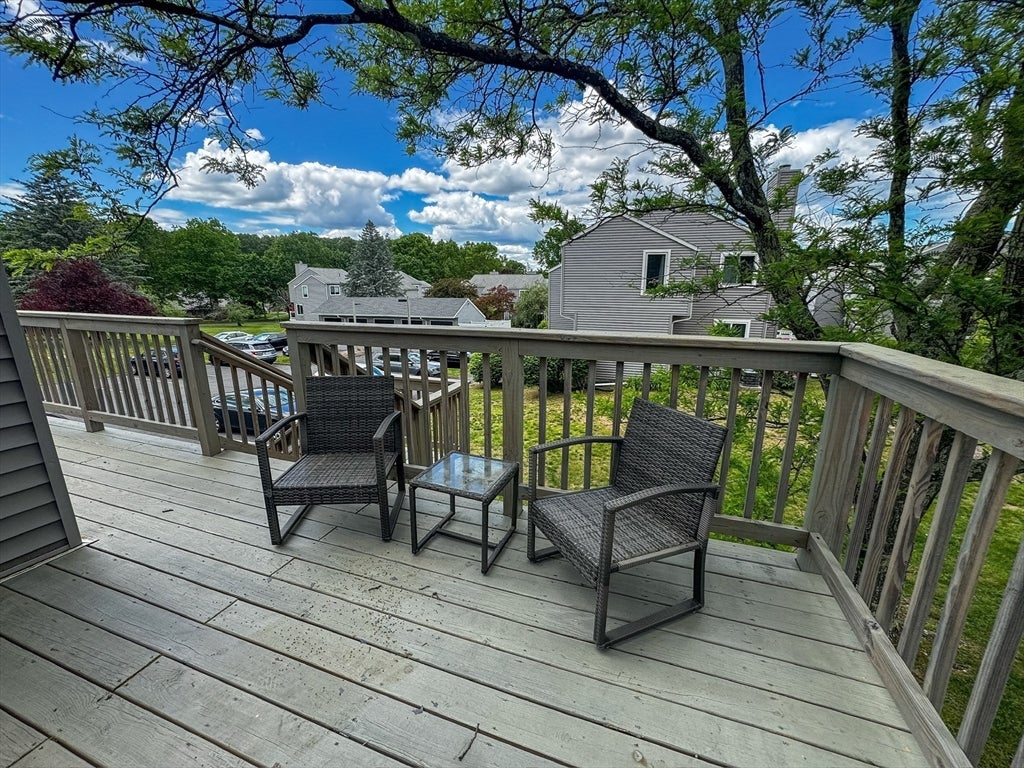 32 Autumn Ln 32