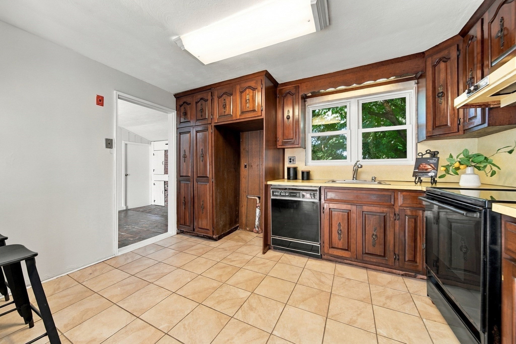 32 Curwen Rd, Peabody, MA, 32 Curwen Rd, Peabody, MA Photo #14