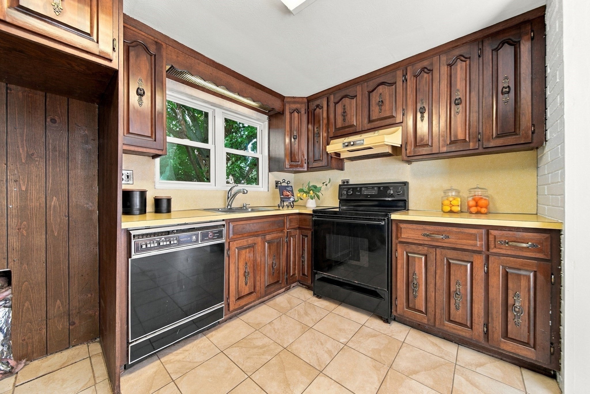 32 Curwen Rd, Peabody, MA, 32 Curwen Rd, Peabody, MA Photo #16