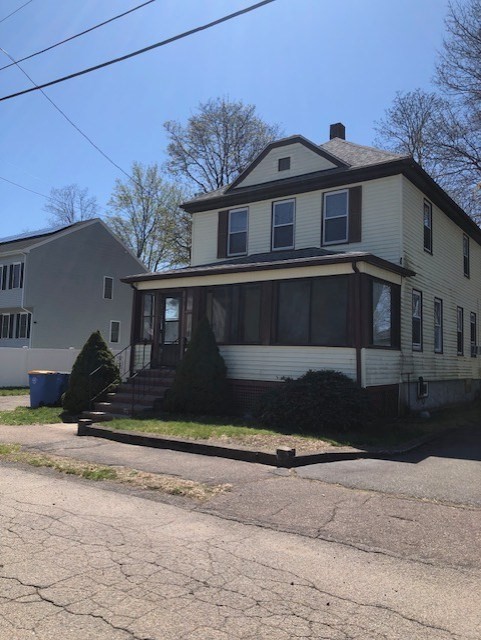 73 Belcher Street