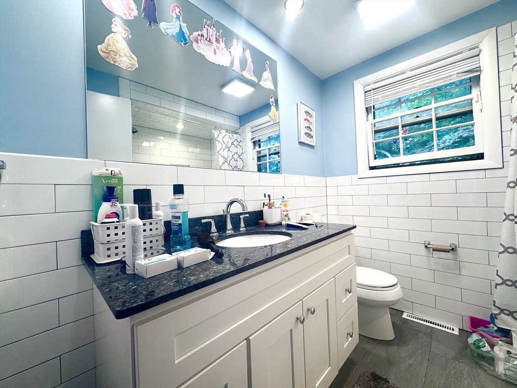 11 Tirrell Cres 11