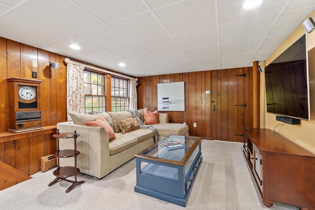 19 Dalton Road, Chelmsford, MA Photo #32