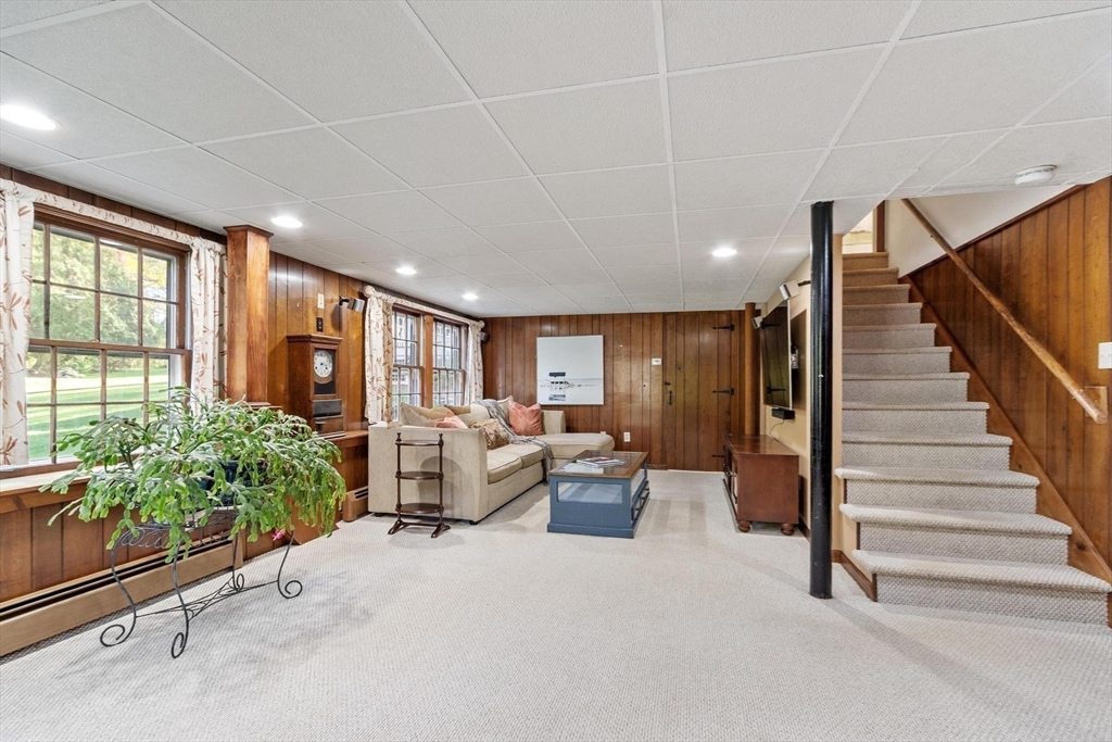 19 Dalton Road, Chelmsford, MA Photo #31