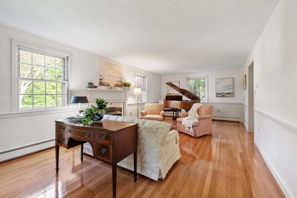 19 Dalton Road, Chelmsford, MA Photo #4