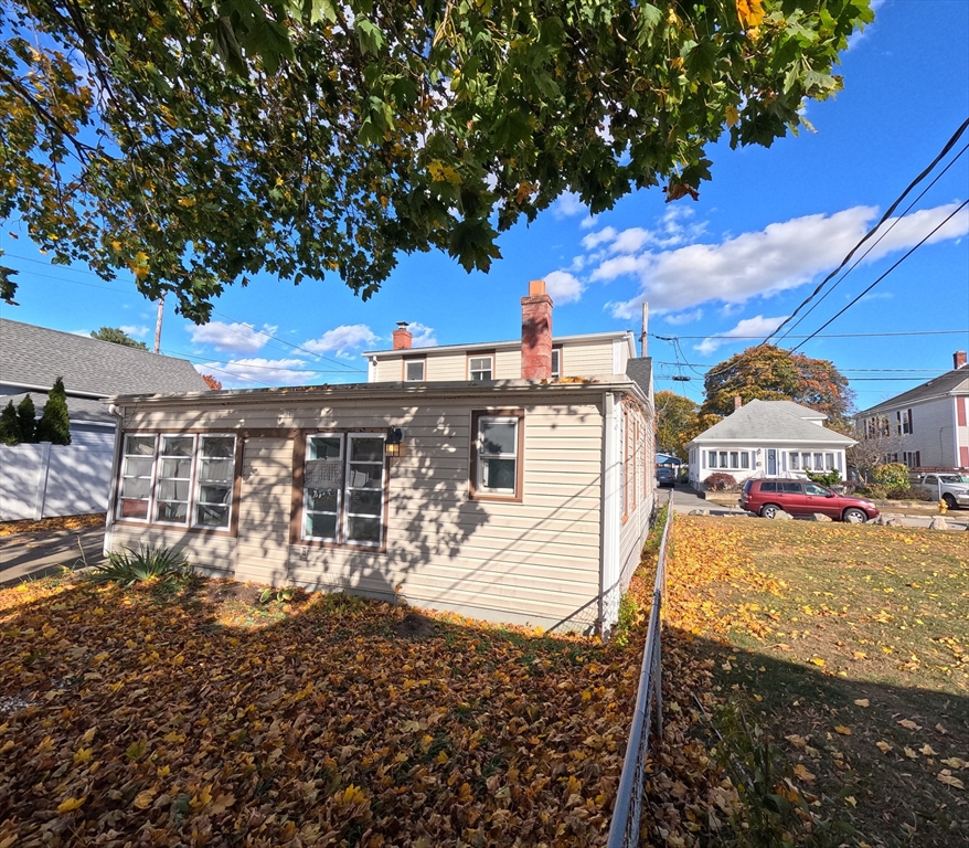 38 Chase St