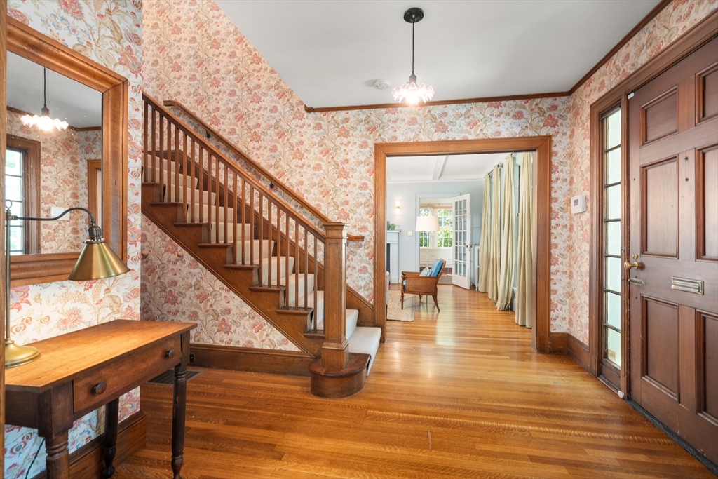 61 Larchwood Drive