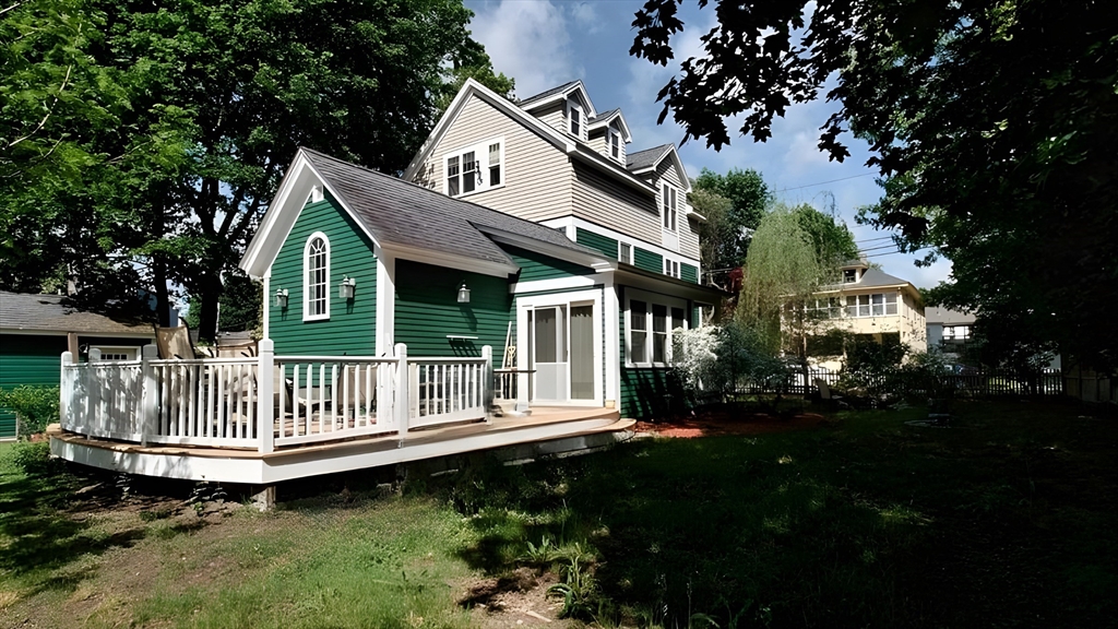16 Washington St