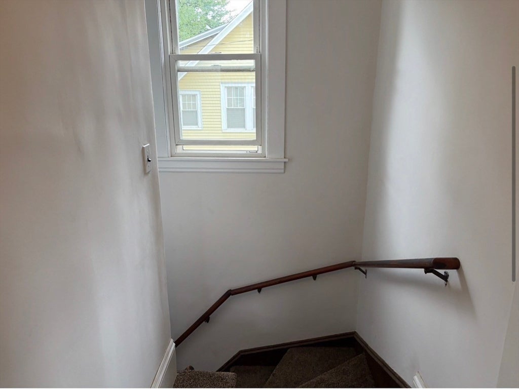 88 Carr Avenue, Agawam, MA Photo #18
