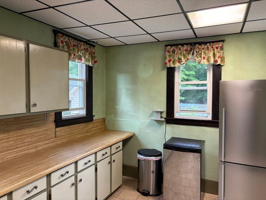 88 Carr Avenue, Agawam, MA Photo #8