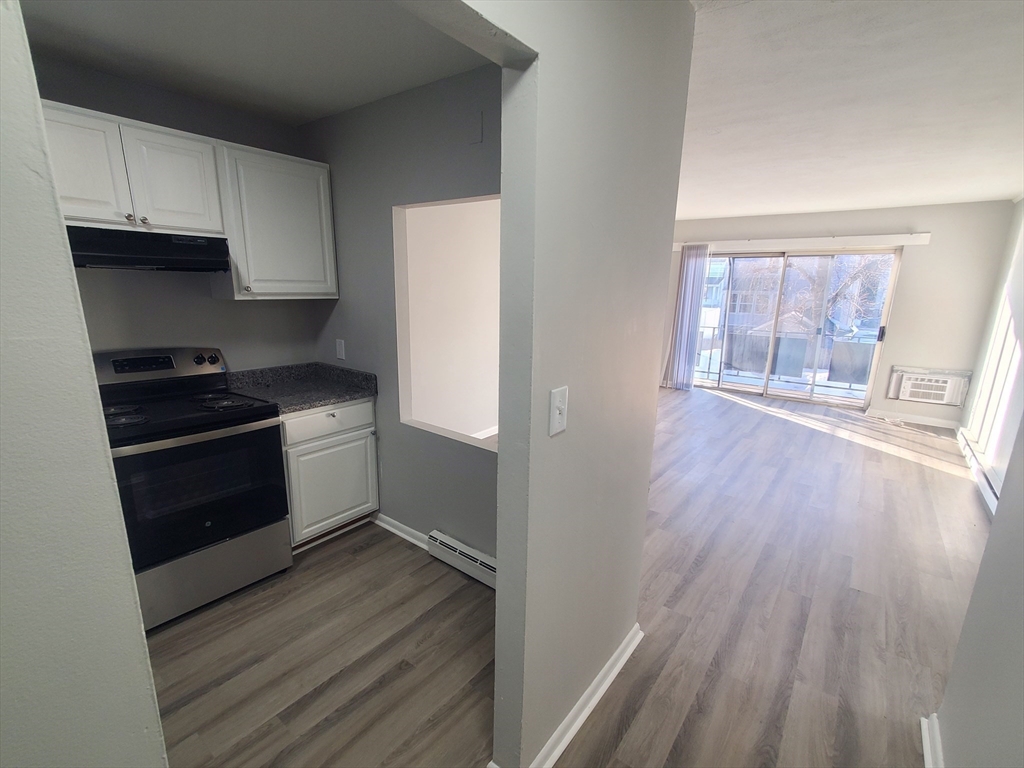 760 Cummins Highway 18