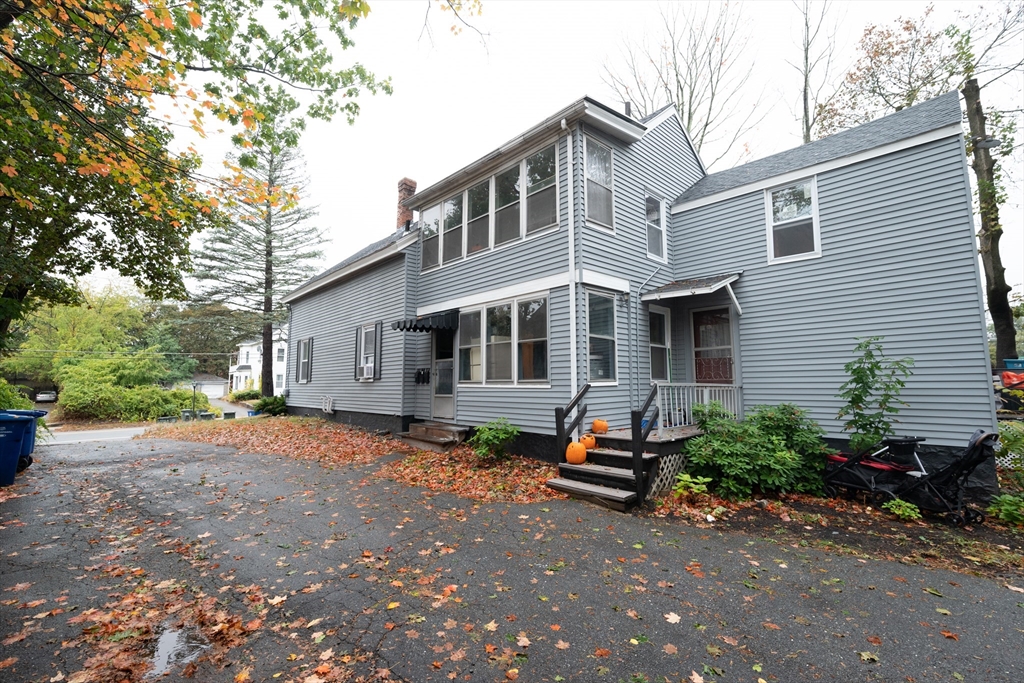 39 Laurel St