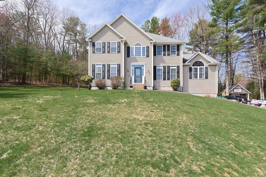 22 Bazaleel Cir