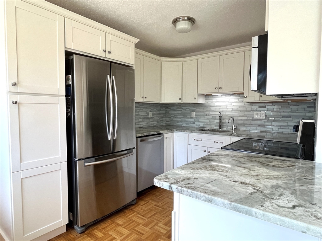 9 Ledgewood Way #29, Peabody, MA, 9 Ledgewood Way #29, Peabody, MA Photo #13