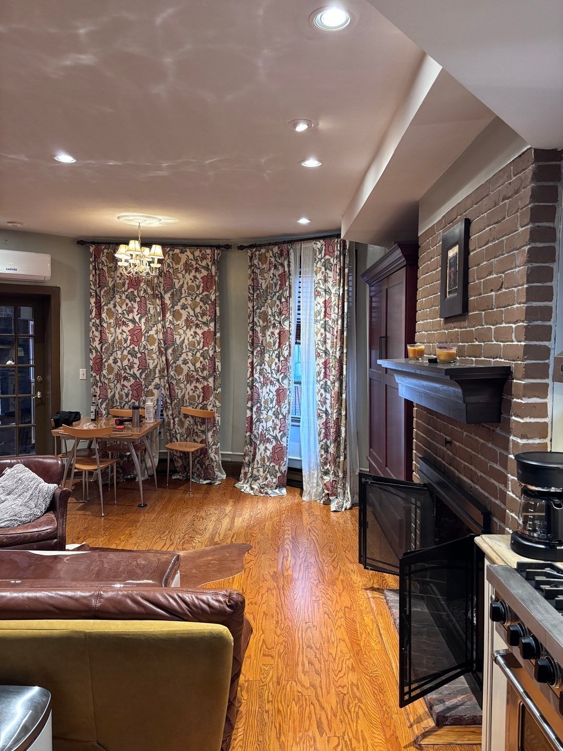 326 Dartmouth B2