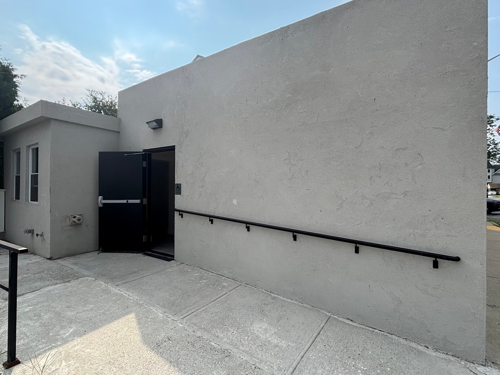 1147 Main