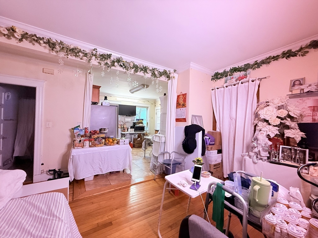 11 Edwin St, Boston, MA Photo #20