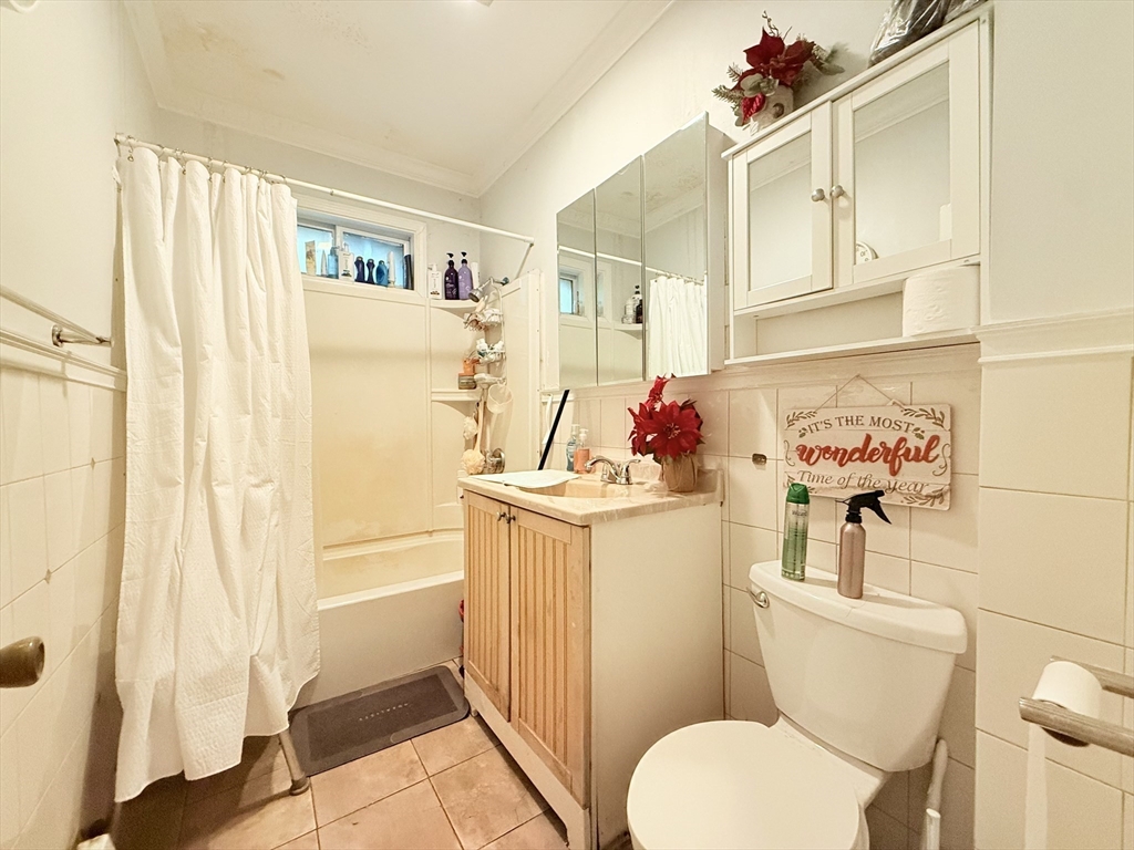 11 Edwin St, Boston, MA Photo #16