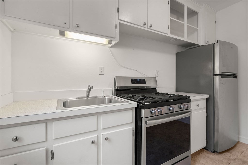 1490 Beacon St #3, Brookline, MA Photo #7