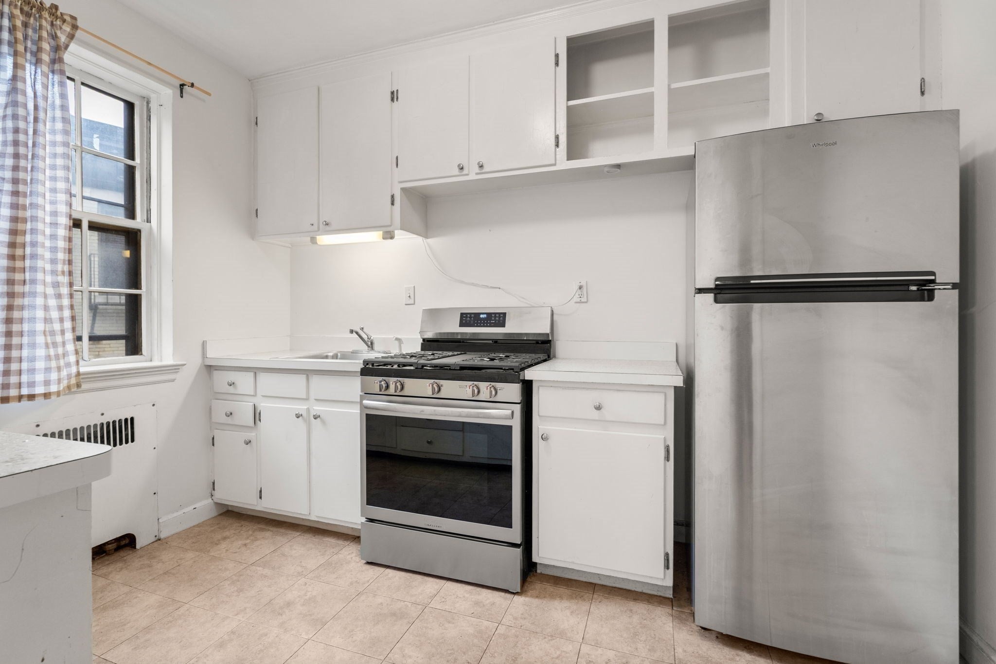 1490 Beacon St #3, Brookline, MA Photo #11