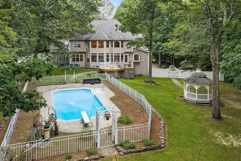 4 Iroquois Ln, Wilbraham, MA, 4 Iroquois Ln, Wilbraham, MA Photo #41