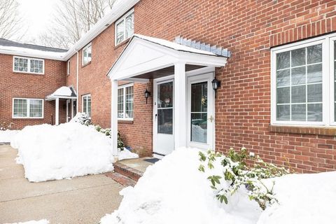 63 Linden Street 6 Wellesley MA 02482