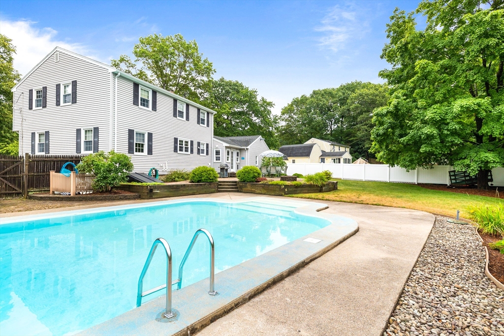 4 Aldrich Rd