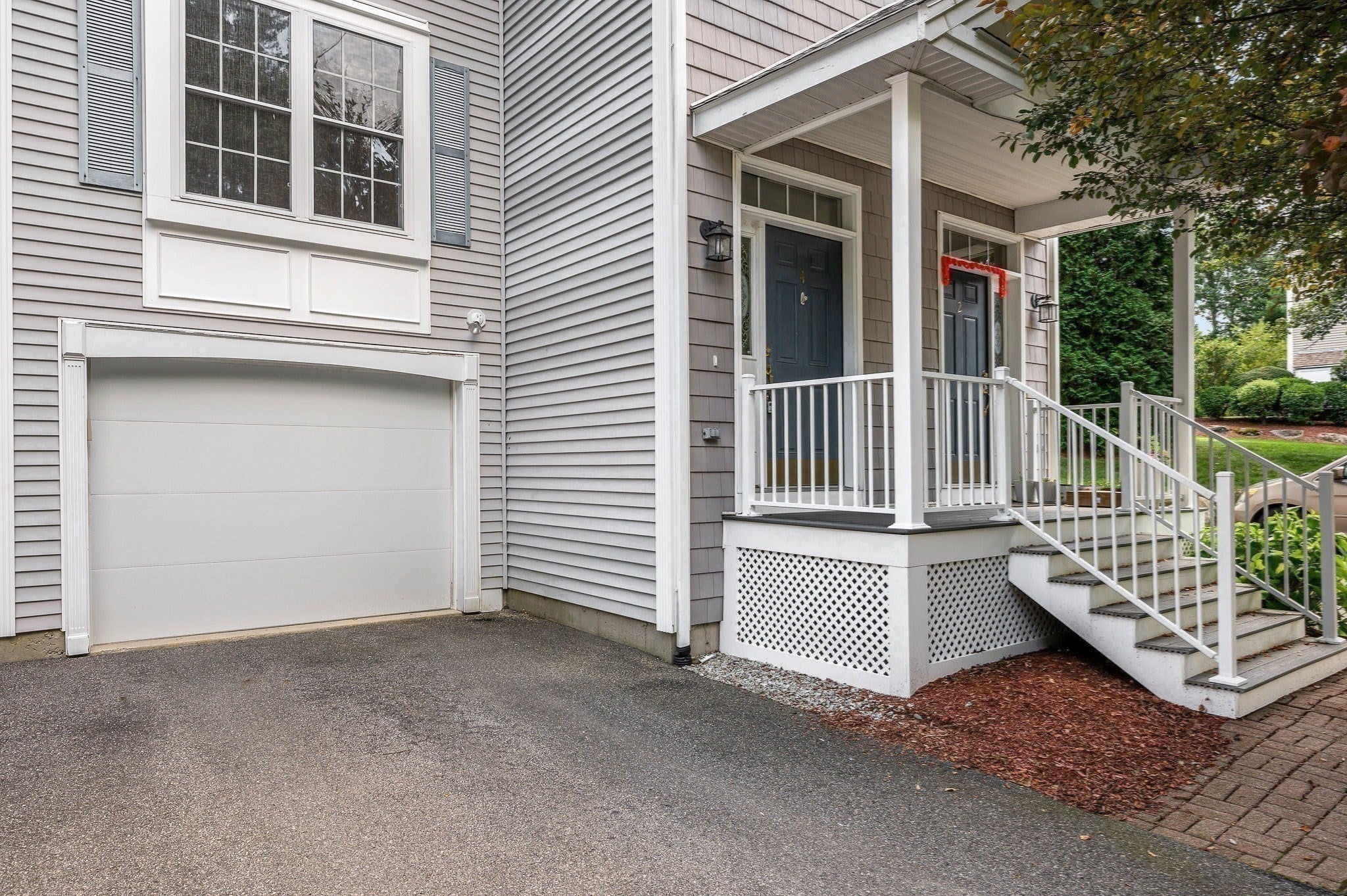 Click for 4 Georgetowne DR #4, Nashua, NH slideshow Click for 4 Georgetowne DR #4, Nashua, NH slideshow