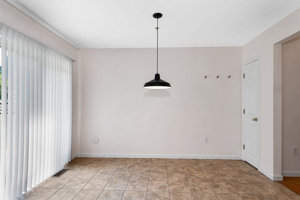 4 Georgetowne DR #4, Nashua, NH, 4 Georgetowne DR #4, Nashua, NH Photo #12
