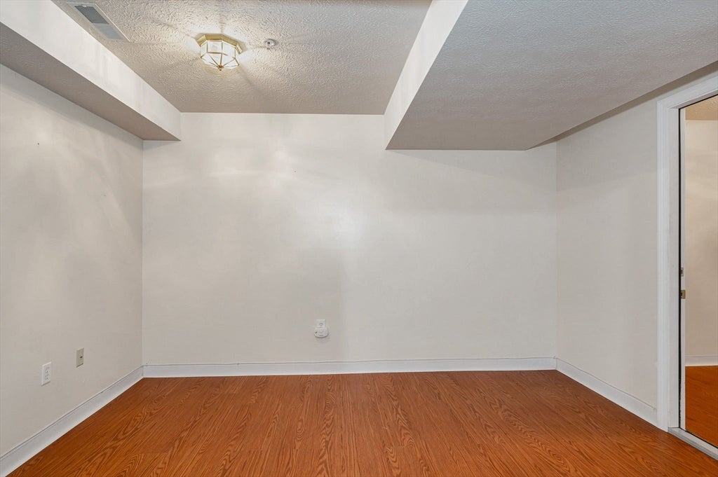 4 Georgetowne DR #4, Nashua, NH, 4 Georgetowne DR #4, Nashua, NH Photo #30