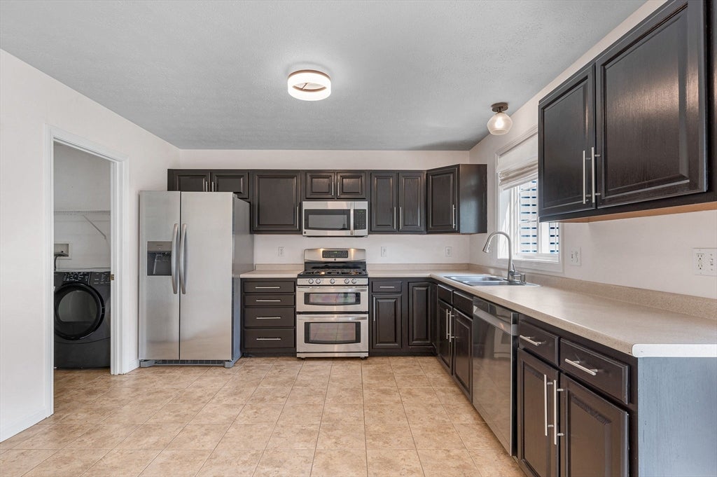 4 Georgetowne DR #4, Nashua, NH, 4 Georgetowne DR #4, Nashua, NH Photo #10