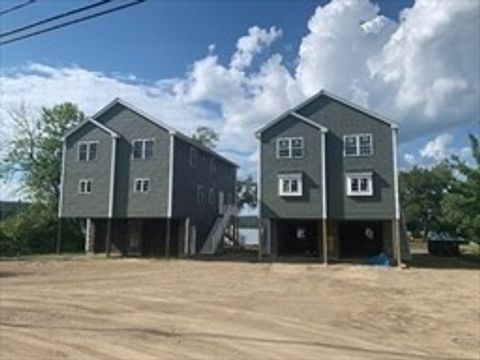 42 Hastings Avenue Worcester MA 01606