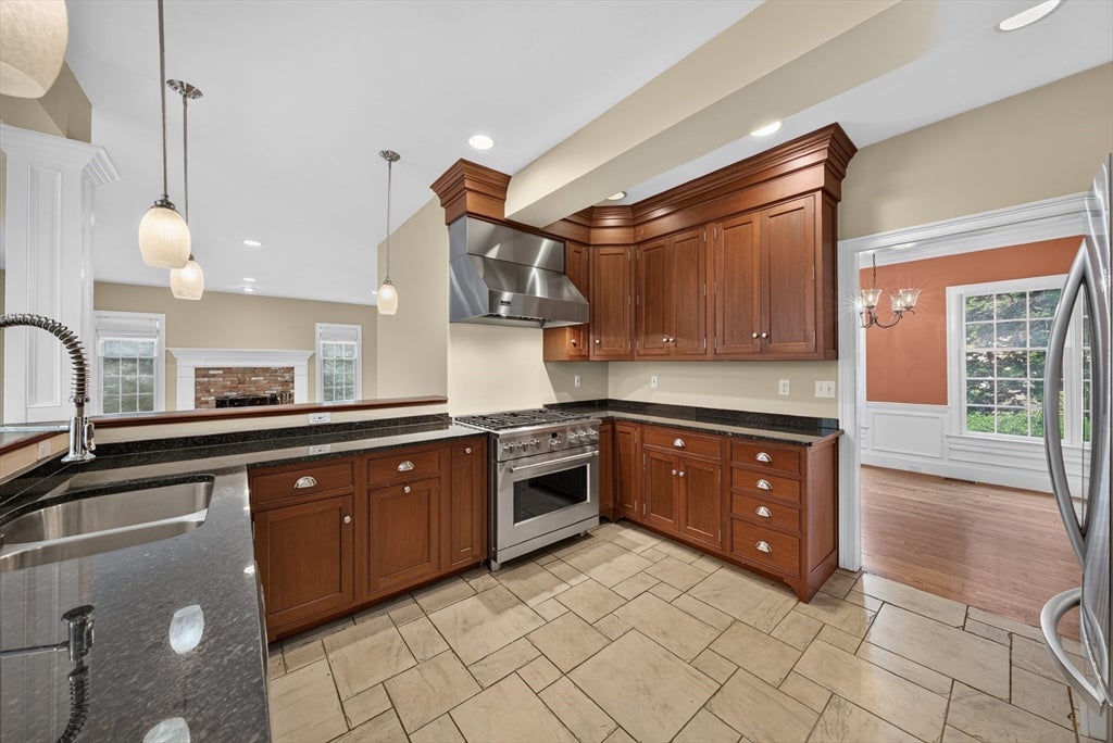 142 Holman St, Shrewsbury, MA, 142 Holman St, Shrewsbury, MA Photo #10